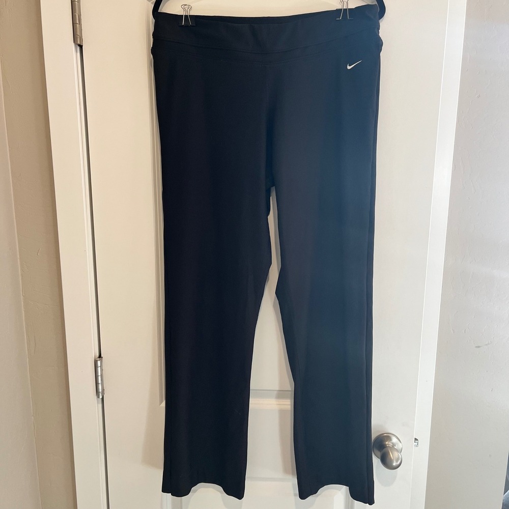 Nike Dri-FIT Womens XL Black Athletic Yoga Pants Flare Leg Performance Trousers
